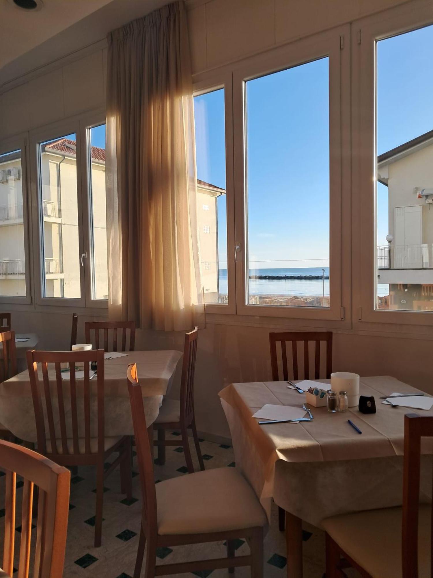 Hotel Barca D'Oro Bellaria-Igea Marina Dış mekan fotoğraf