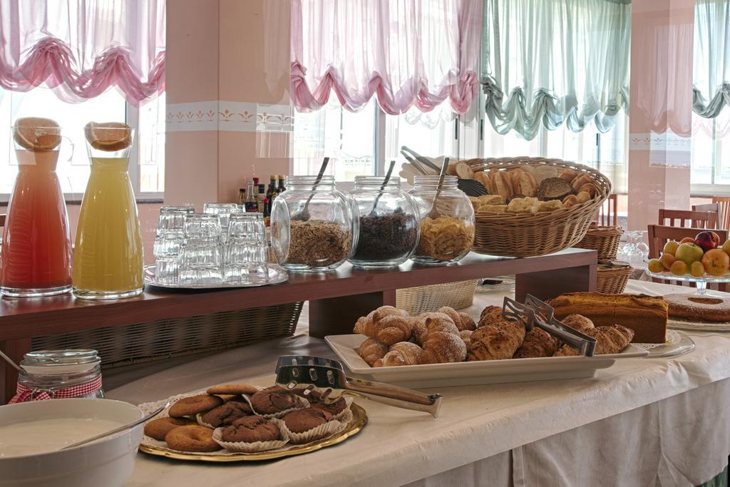 Hotel Barca D'Oro Bellaria-Igea Marina Dış mekan fotoğraf